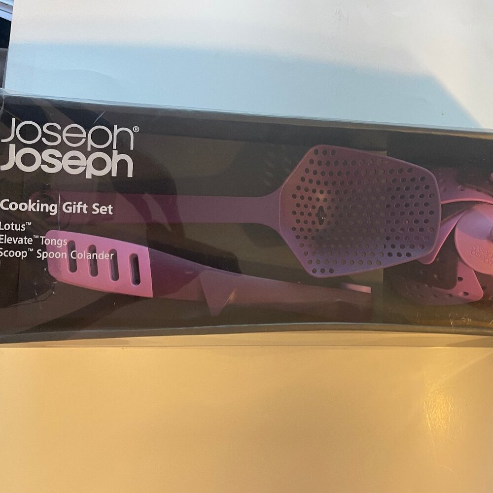 Joseph Joseph Cooking Gift Set.  Lotus, Elevate Tongs, & Scoop Spoon Colander.